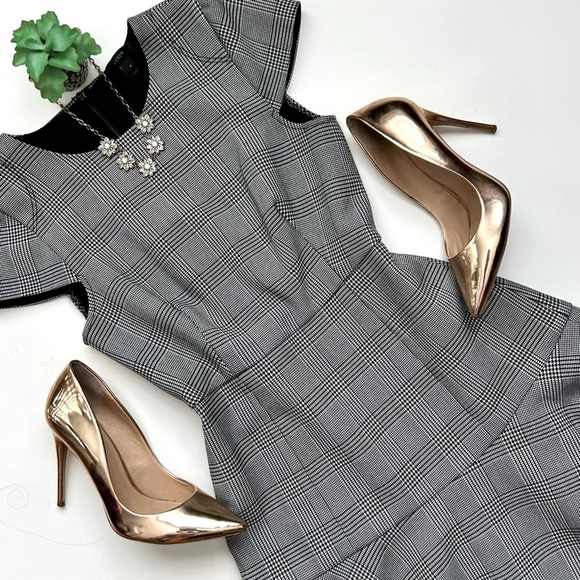 J. Crew Glen Plaid Cap Sleeve Dress Short Sleeve Sheath Flounce Hem Size 4 - Picture 2 of 12